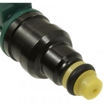 1992 Volkswagen Corrado Fuel Injector BWD 57747 image 1 of 3