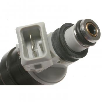 1993 Hyundai Sonata Fuel Injector BWD 57825 image 2 of 4