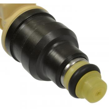 1997 Hyundai Elantra Fuel Injector BWD 57840 image 1 of 3