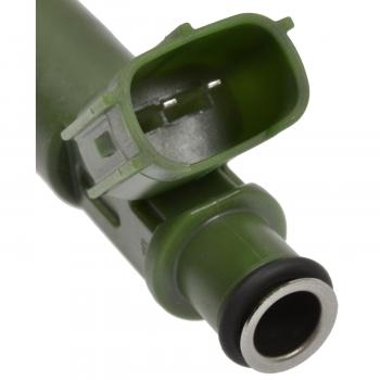 2006 Toyota Matrix Fuel Injector BWD 63809 image 4 of 4