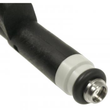 2000 Jeep Grand Cherokee Fuel Injector BWD 63863 image 1 of 4