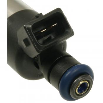 1999 GMC P3500 Fuel Injector BWD 63897 image 3 of 4