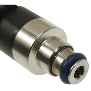 1993 Saturn SC2 Fuel Injector BWD 67135 image 1 of 4