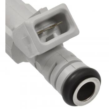 1999 Oldsmobile LSS Fuel Injector BWD 67136 image 4 of 4