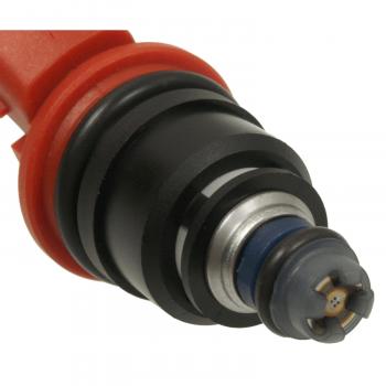2000 Infiniti Q45 Fuel Injector BWD 67143 image 1 of 3
