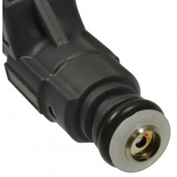 2000 Audi A6 Fuel Injector BWD 67149 image 1 of 4