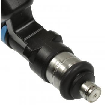 2007 Cadillac CTS Fuel Injector BWD 67257 image 1 of 4
