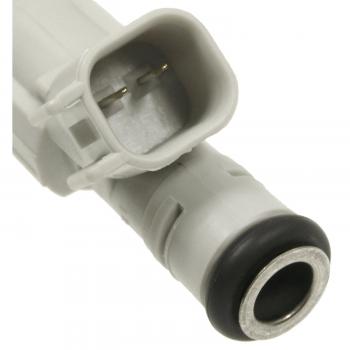 2005 Pontiac Grand Prix Fuel Injector BWD 67304 image 3 of 3