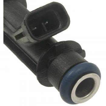 2000 Oldsmobile Alero Fuel Injector BWD 67362 image 2 of 4