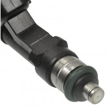 2006 Ford E-150 Fuel Injector BWD 67404 image 1 of 4