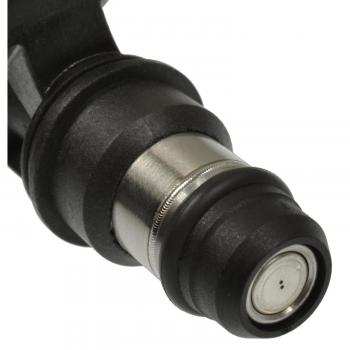 2009 GMC Envoy Fuel Injector