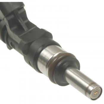 2014 Mercedes-Benz C63 AMG Fuel Injector BWD 67647 image 1 of 3
