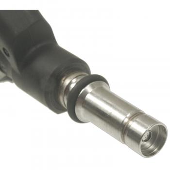 2009 Pontiac G3 Fuel Injector BWD 67650 image 1 of 4