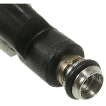 2013 GMC Yukon XL 2500 Fuel Injector BWD 67696 image 1 of 4