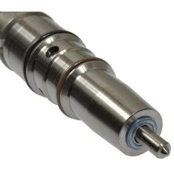 2005 IC Corporation RE Integrated Fuel Injector BWD 67849 image 1 of 4