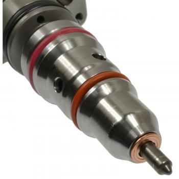 1999 International Genesis RE Fuel Injector BWD 67916NX image 1 of 3