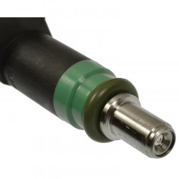 2013 Ford Fiesta Ikon Fuel Injector