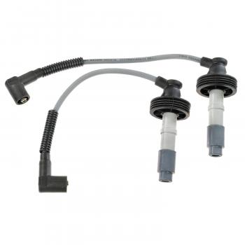 2004 Volvo V40 Spark Plug Wire Set BWD CH74217 image 2 of 2
