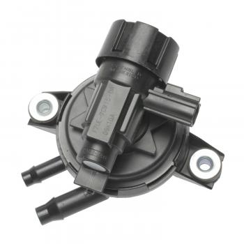 2000 Ford E-350 Econoline Vapor Canister Purge Valve BWD CP612 image 2 of 4