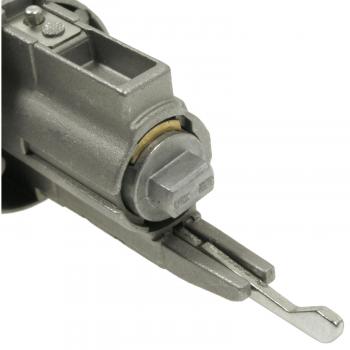 1984 Toyota 4Runner Ignition Lock Cylinder BWD CS1012L image 2 of 4