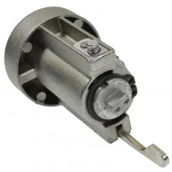 2000 Mitsubishi Montero Sport Ignition Lock Cylinder BWD CS1085L image 2 of 3