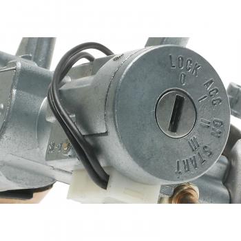 2002 Mazda 626 Ignition Lock and Cylinder Switch BWD CS1087 image 1 of 3