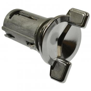 1996 Chevrolet C60 Kodiak Ignition Lock Cylinder BWD CS1160L image 1 of 3