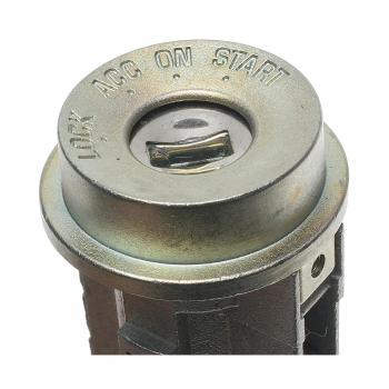 2000 Toyota 4Runner Ignition Lock Cylinder BWD CS752L image 1 of 4