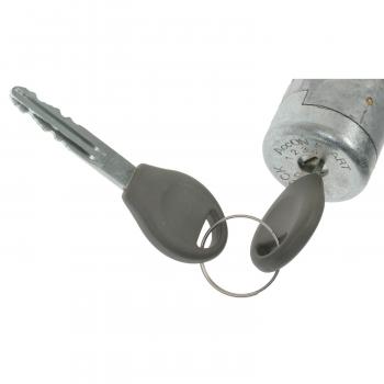 1998 Infiniti QX4 Ignition Lock and Cylinder Switch BWD CS769 image 1 of 4