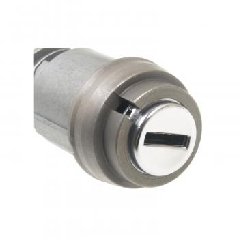 2004 Volkswagen EuroVan Ignition Lock Cylinder BWD CS825L image 1 of 3