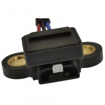 2004 Kia Sorento Engine Crankshaft Position Sensor BWD CSS1002 image 1 of 4