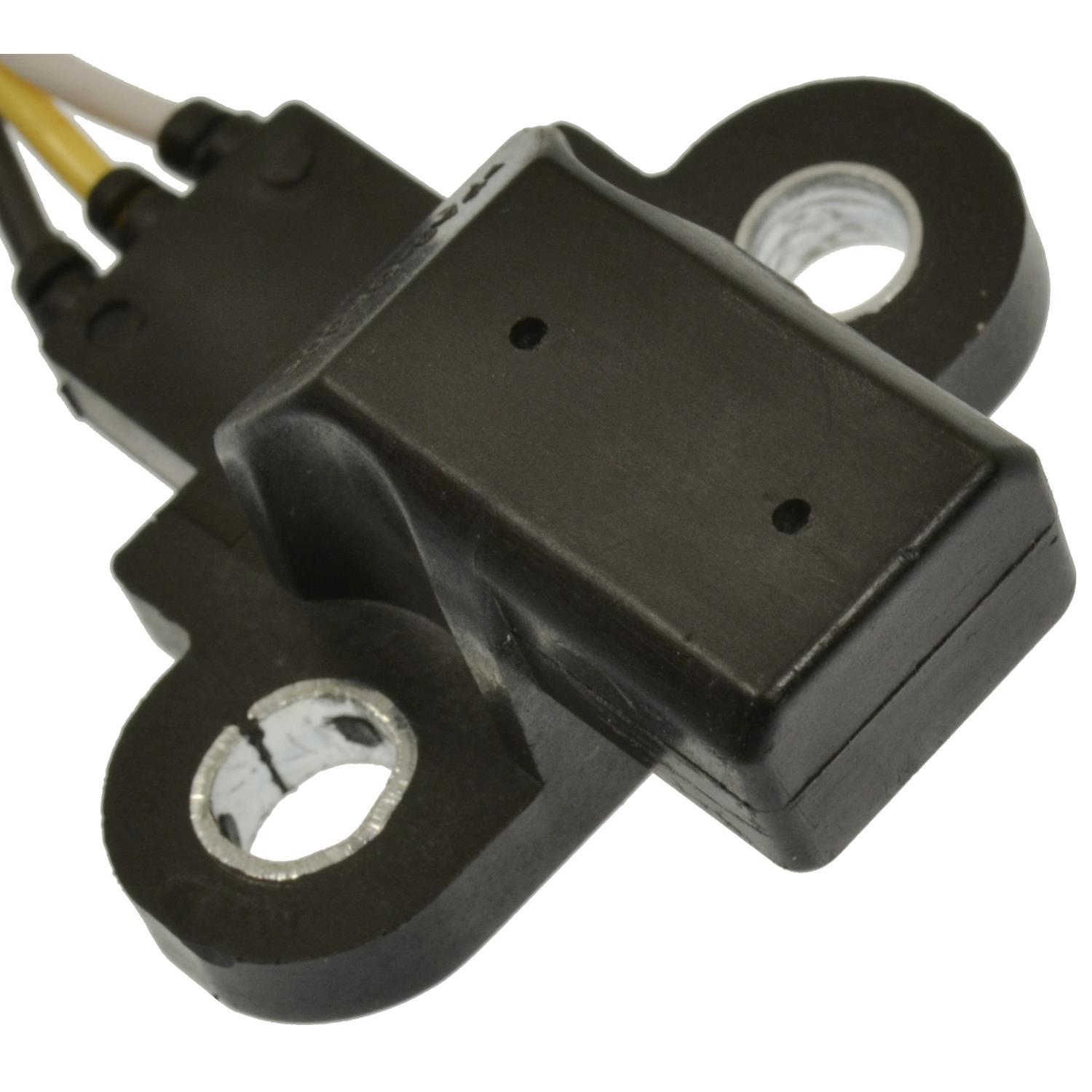 BWD CSS1027 - Engine Crankshaft Position Sensor BWD CSS1027 Engine Crankshaft Position Sensor product image 1 of 9