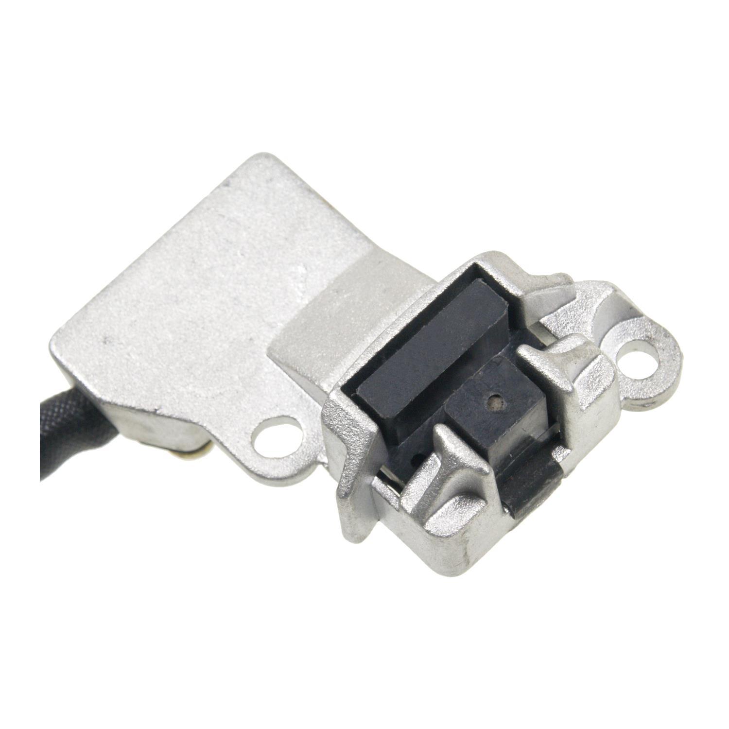 BWD CSS1728 - Engine Crankshaft Position Sensor BWD CSS1728 Engine Crankshaft Position Sensor product image 1 of 3