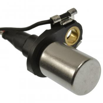 1996 Toyota 4Runner Engine Crankshaft Position Sensor BWD CSS548 image 1 of 3