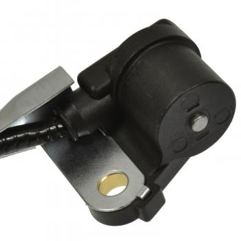 2003 Mazda Protege Engine Crankshaft Position Sensor BWD CSS955 image 1 of 4