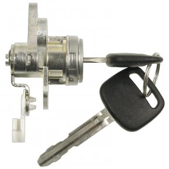 2003 Toyota Avalon Door Lock Kit BWD DLC695 image 3 of 3