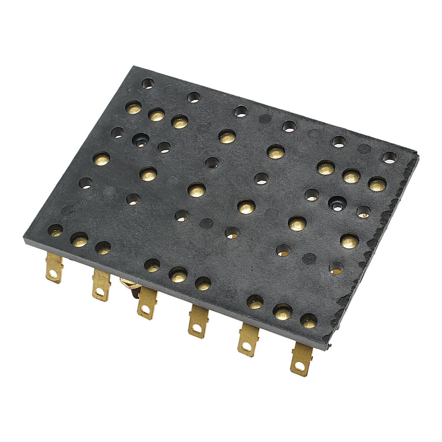 BWD FB86 - Fuse Block BWD FB86 Fuse Block product image 1 of 3