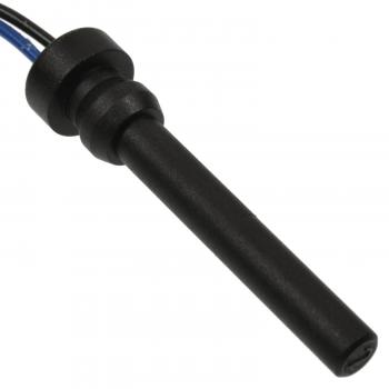 1997 Volvo 850 Engine Coolant Level Sensor BWD FF3326 image 1 of 3