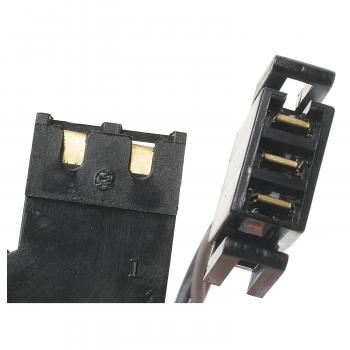 1983 Oldsmobile Custom Cruiser Radio Capacitor BWD G201 image 3 of 4