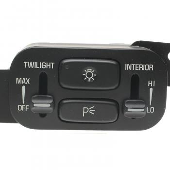2003 Buick LeSabre Headlight Switch BWD HL146 image 1 of 3