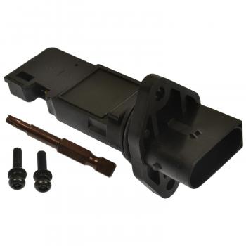 2001 Volkswagen Passat Mass Air Flow Sensor BWD MA1041 image 2 of 3