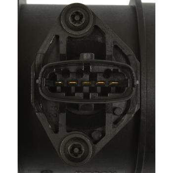 2007 Volvo XC70 Mass Air Flow Sensor BWD MA1269 image 3 of 3
