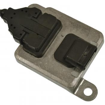 2016 Mercedes-Benz E250 NOx (Nitrogen Oxide) Sensor Upstream BWD NOX1016 image 4 of 4