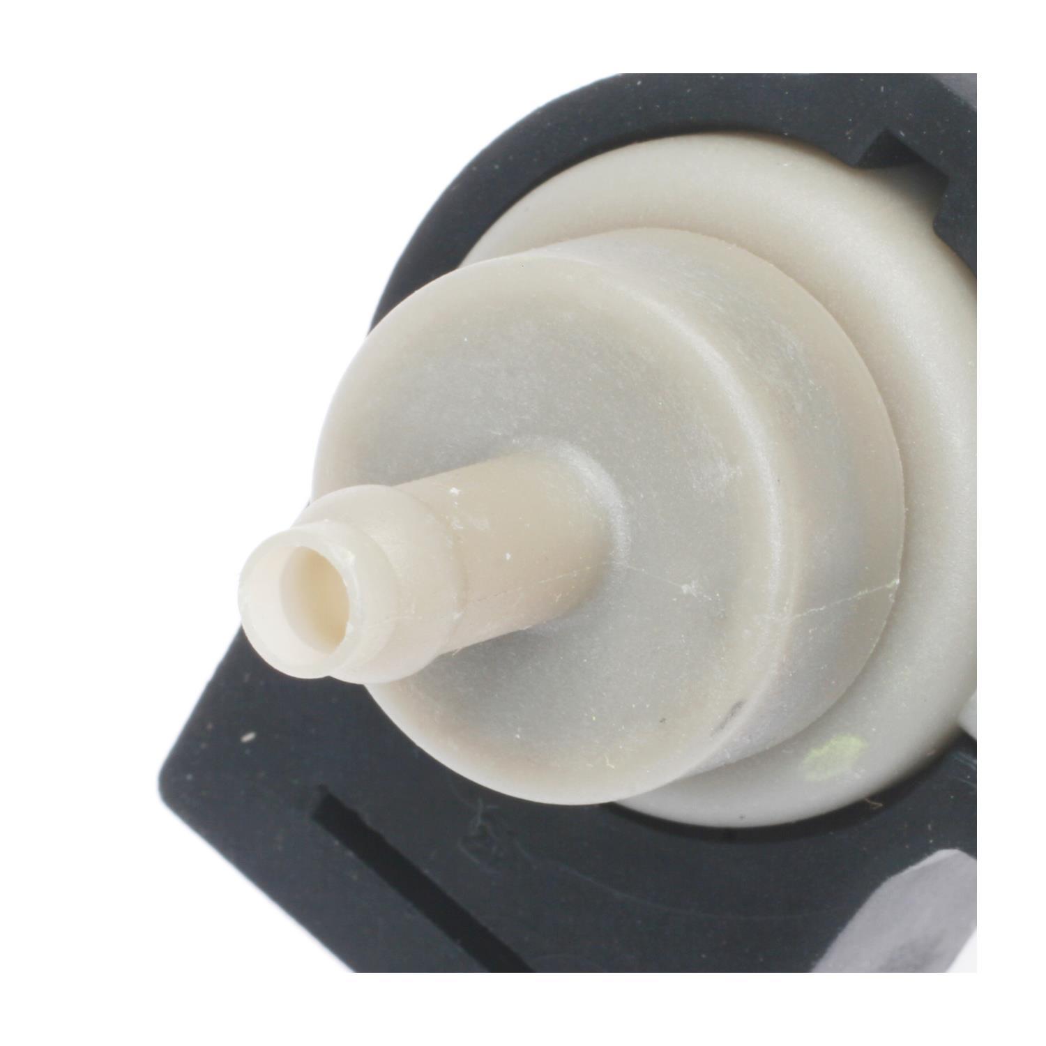 BWD PCV624 PCV Valve product image 1 of 4