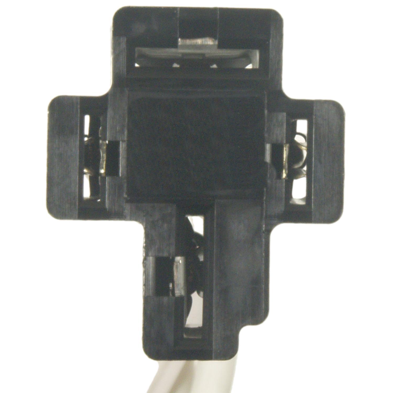 BWD PT1034 A/C Compressor Clutch Hold-In Relay Harness Connector product image 1 of 3