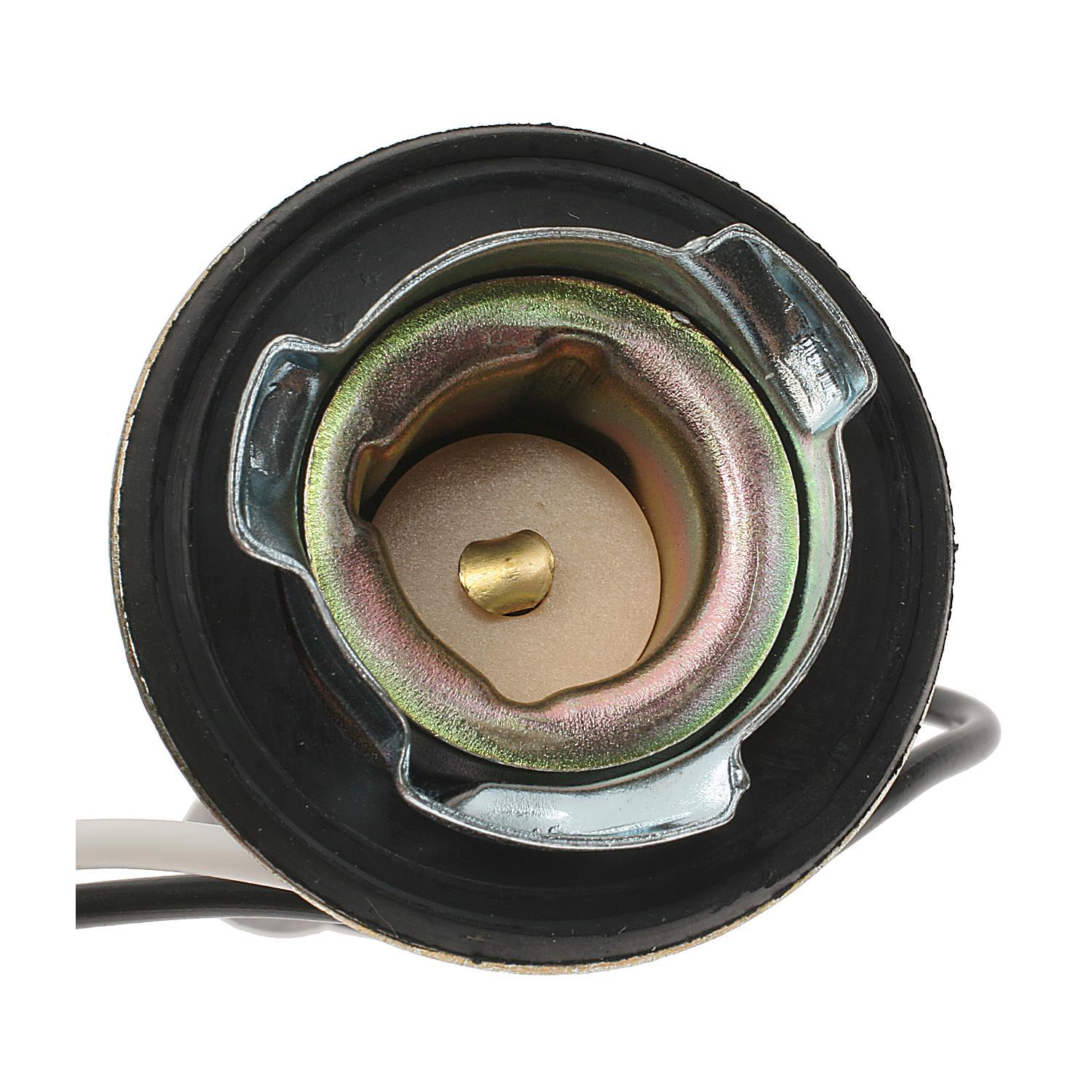 BWD PT106 - Tail Lamp Socket BWD PT106 Back Up Light Socket product image 2 of 3