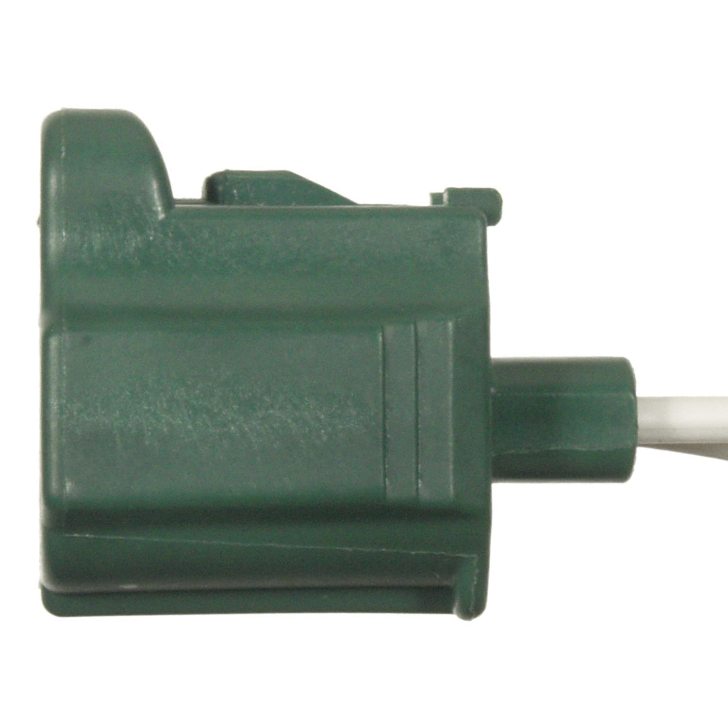 BWD PT1670 - Ignition Knock (Detonation) Sensor Connector BWD PT1670 Engine Coolant Temperature Sending Unit Switch Connector product image 1 of 3