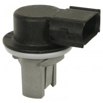 2003 Lincoln Navigator Tail Lamp Socket BWD PT2018 image 2 of 4