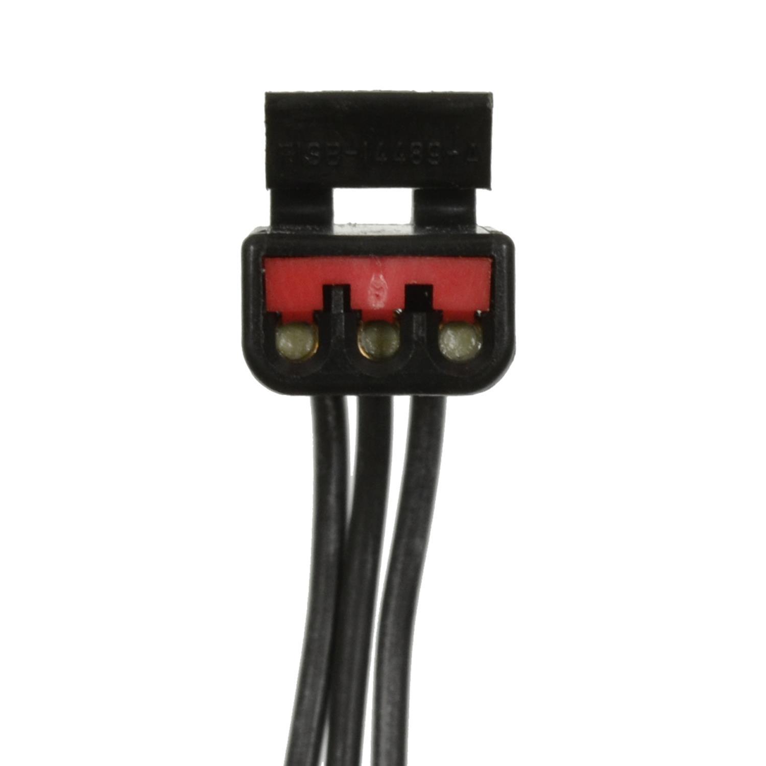 BWD PT2198 - Shift Interlock Switch Connector BWD PT2198 Brake Park Shift Interlock Solenoid Connector product image 3 of 3