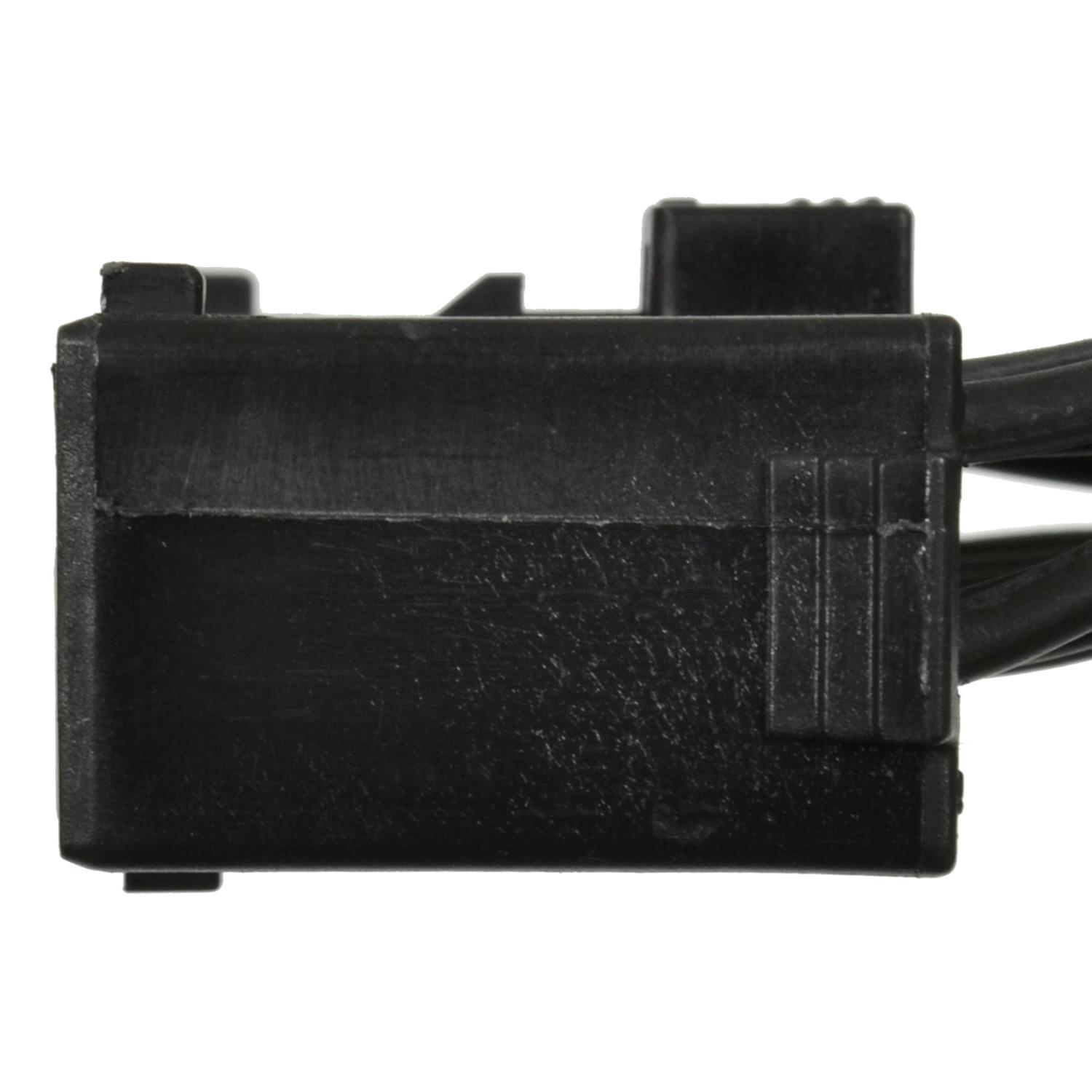 BWD PT2261 - Headlight Switch Connector BWD PT2261 Headlight Switch Connector product image 1 of 3
